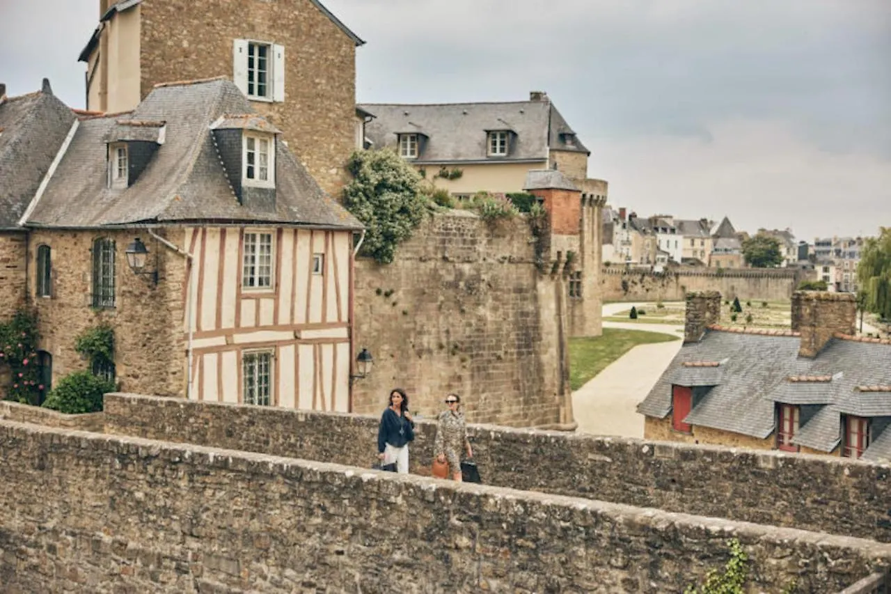 Studio Bien Agence 30M2 Aux Remparts De Vannes Appartement
